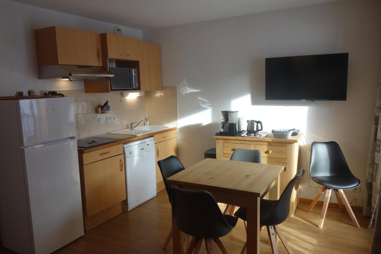 Skis Aux Pieds Dans Un Appartement Cosy Au Coeur Du Queyras Molines-en-Queyras Exterior foto